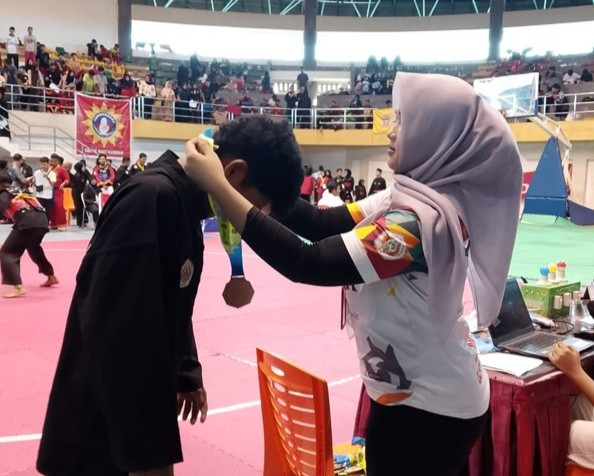 PROGRAM DANA BOS SMPN 1 TAMBANG TOREHKAN PRESTASI , MUHAMMAD ALVINO RAIH MENDALI PERUNGGU
